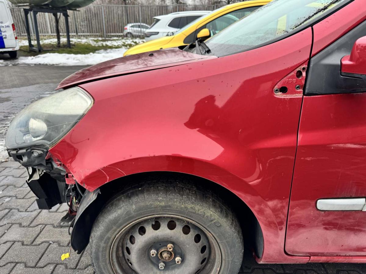 Renault Clio 3 original Kotfl&uuml;gel vorn links TENNJ Rouge Dyna ROT Bj.2009